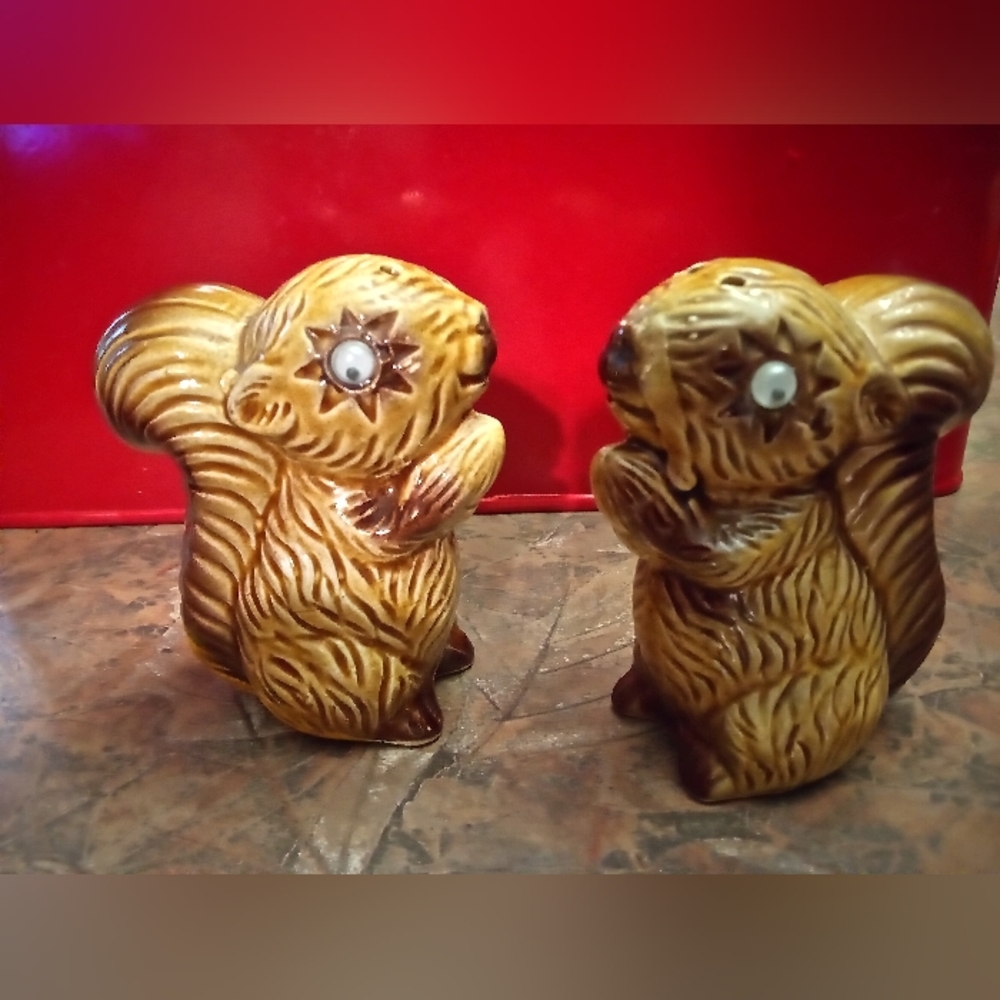Ceramic Google Eyed Squirrel Salt & Pepper Shakers. No Cracks or Chips.